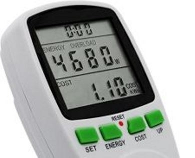 Digitális fogyasztásmérő/okoskonnektor (x)