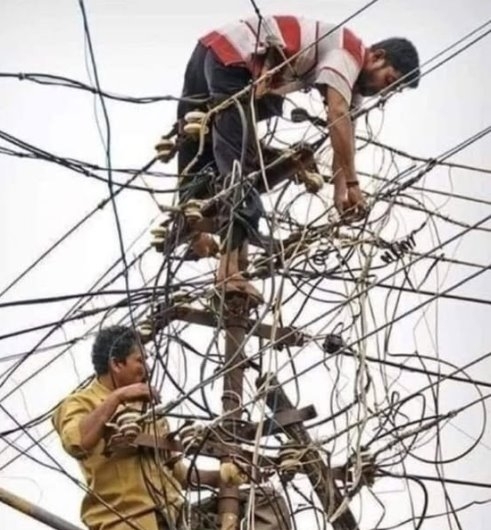 Amikor agyturkászok keresik a fejedben, hogy hol vagy rosszul bekötve