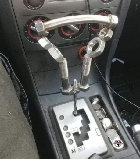 Csinált magának egy egyedi váltókart