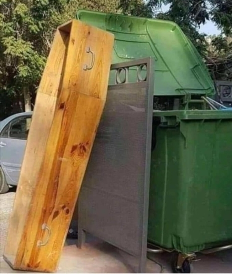 Itt valaki vagy meggyógyult, vagy meggondolta magát