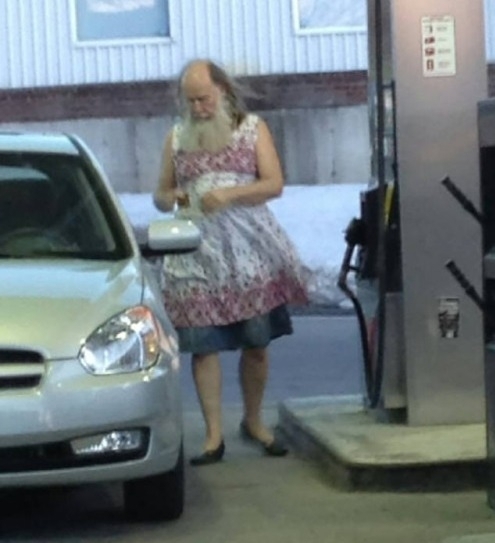 Béla néni nem fázik, bírja a hideget