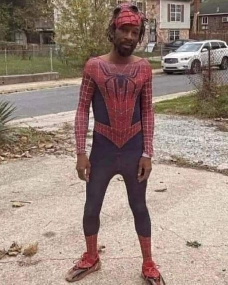 Íme Superman lecsúszott unokatestvére