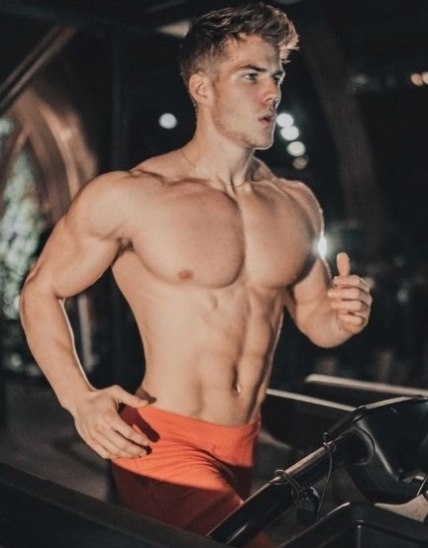 Ma is gondoltunk egy poszt erejéig a hölgyekre