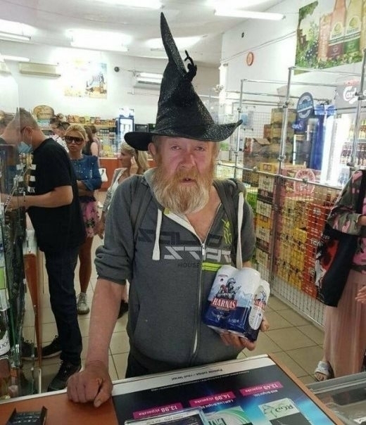 A nagy melegben a varázsló is megszomjazott