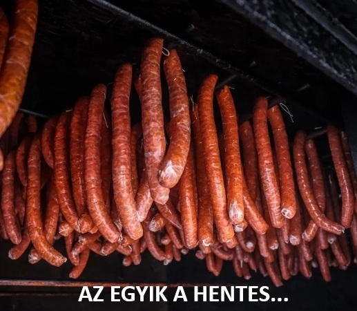 Két ősi mesterség foglalkozik a logó kolbászokkal