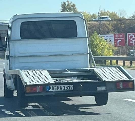 Sziasztok Napiszarosok!